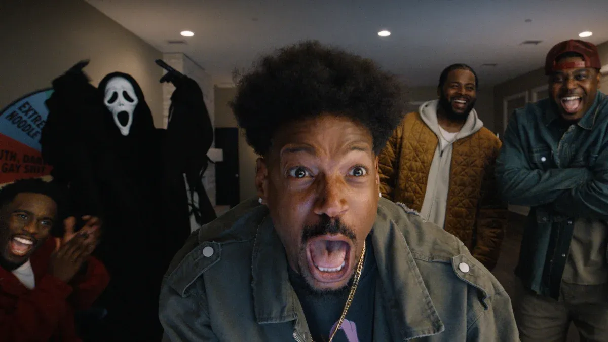 ‘Scary Movie’ Review: The Crass Horror Comedy Is Back, Whether We Like It or Not