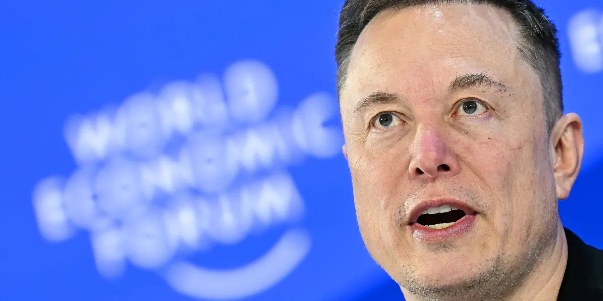 Billionaires Elon Musk and Mark Zuckerberg used mortgages to buy multimillion-dollar mansions. Here’s why that’s a savvy financial decision