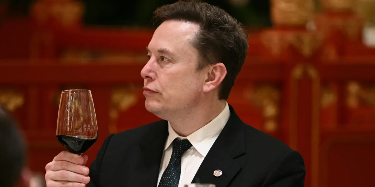 With SpaceX IPO, Elon Musk is the world’s first trillionaire — but he mostly lives in a tiny home in south Texas. ‘There is no food in the fridge’
