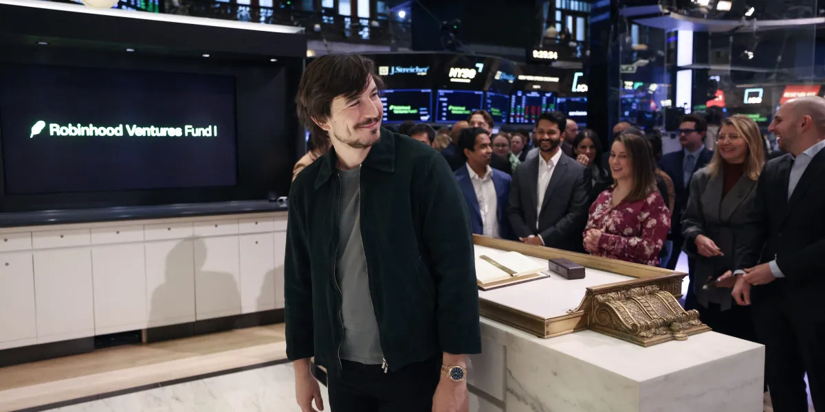 Robinhood announces it will reduce headcount by 10%, CEO seeks to avoid ‘heavily-layered’ organization