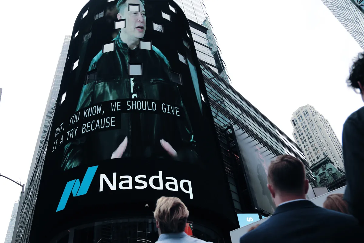 Wall Street Terrified That SpaceX Investors Will Dump Their Stocks