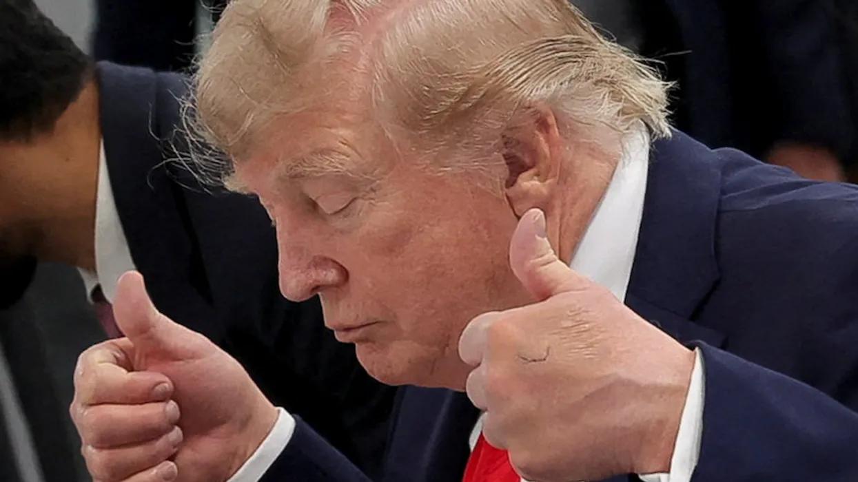 Trump hit by Iran ultimatum that could destroy just signed peace deal: report