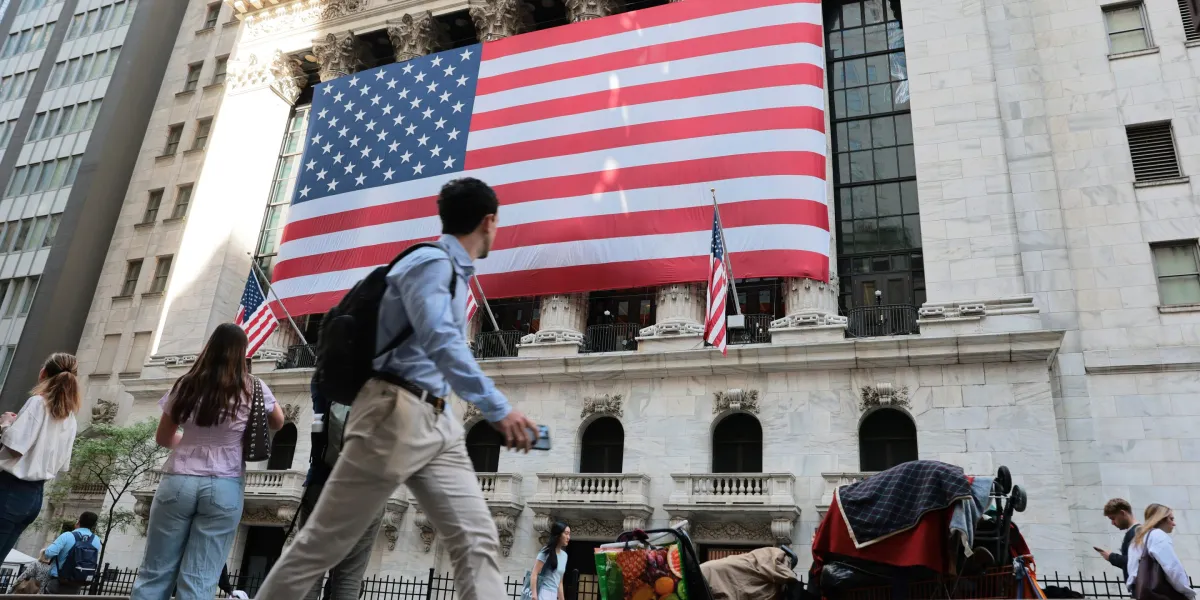 The richest 20% are the only ones powering the U.S. economy, says top economist, but their prospects are entirely reliant on teetering stock prices