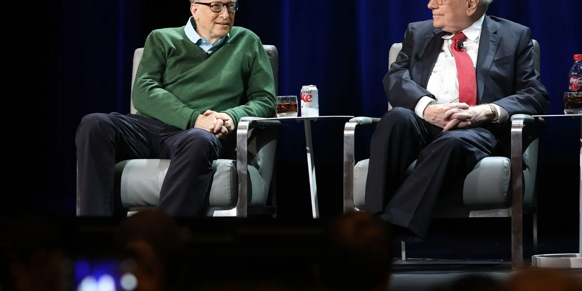 Warren Buffett breaks from a ‘lifetime’ pledge to the Gates Foundation as the Epstein fallout deepens