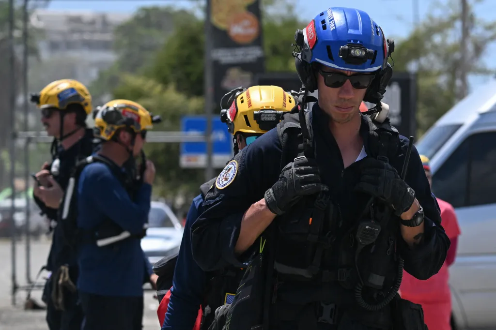 US rescue workers in Caraballeda, Venezuela, following twin earthquakes.