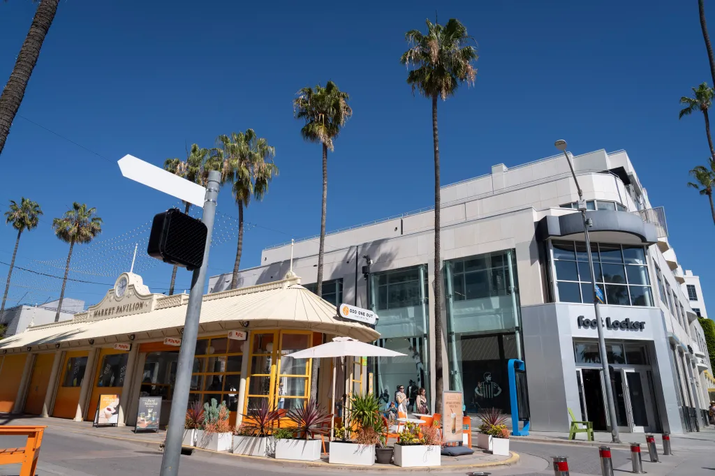 The Market Pavilion and Foot Locker storefronts on Santa Monica's 3rd Street Promenade.