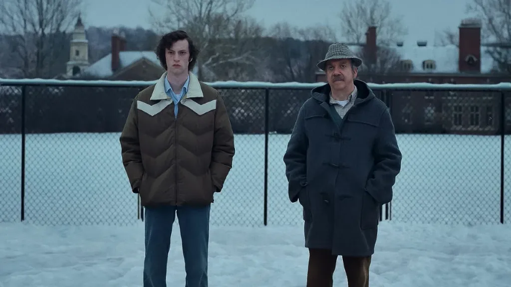 Dominic Sessa and Paul Giamatti in 