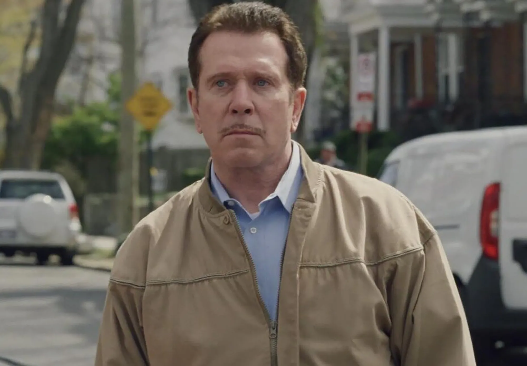 Bobby J. Brown as Mailman.