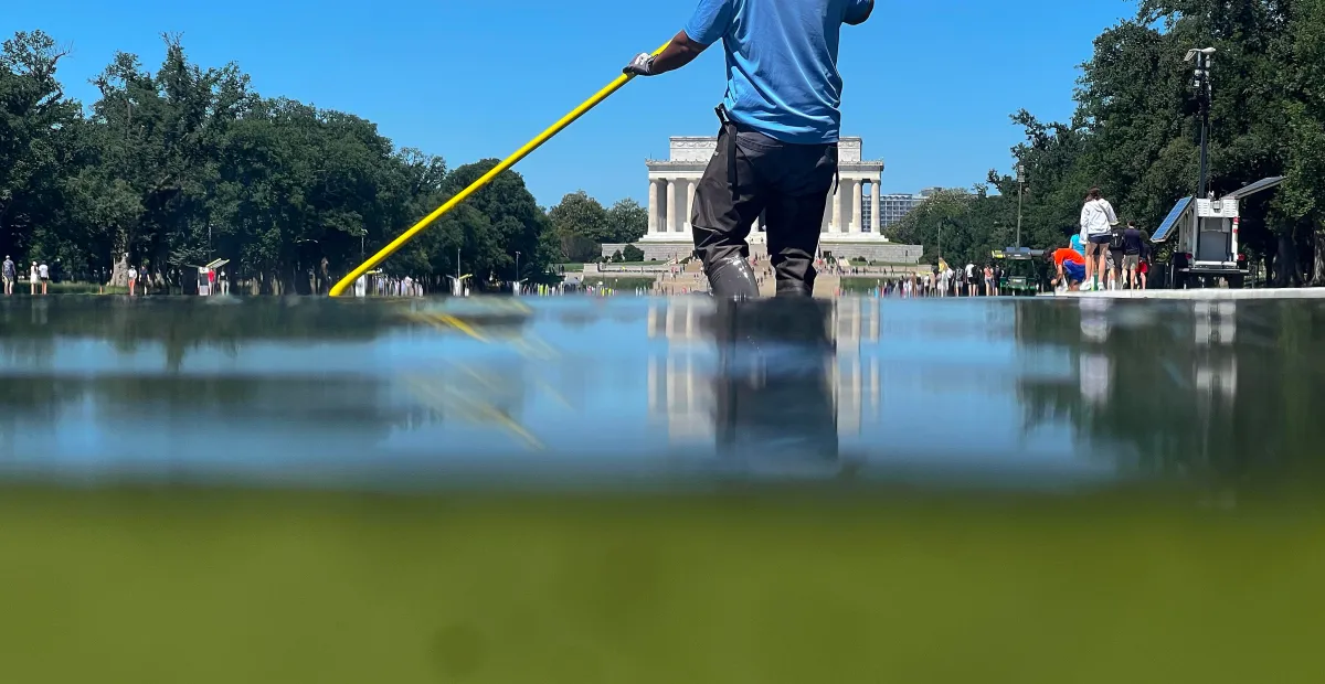 Trump’s Reflecting Pool debacle deepens