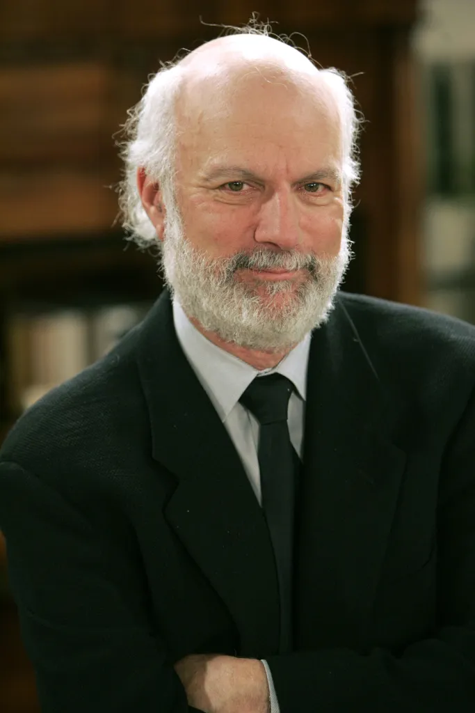 Portrait of director James Burrows.