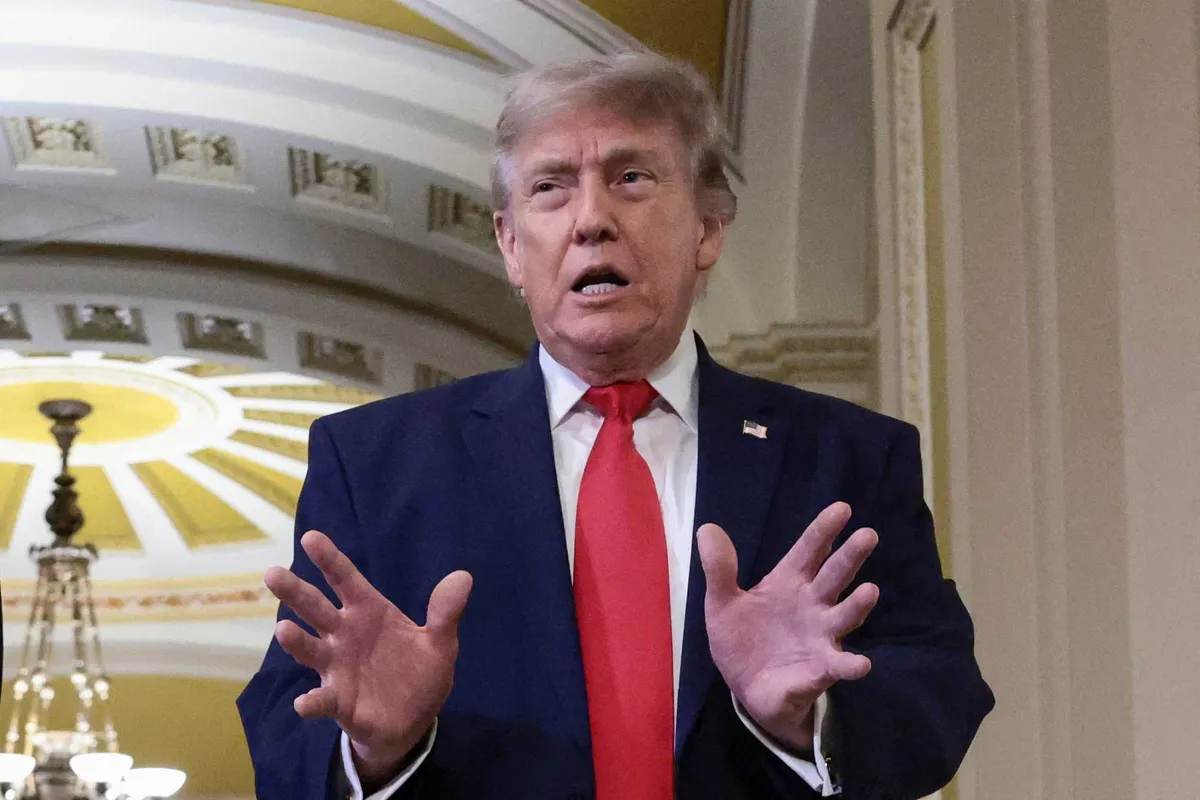 Jim Acosta warns ‘vandal’ Trump could be ‘credibly accused’ of damaging federal property