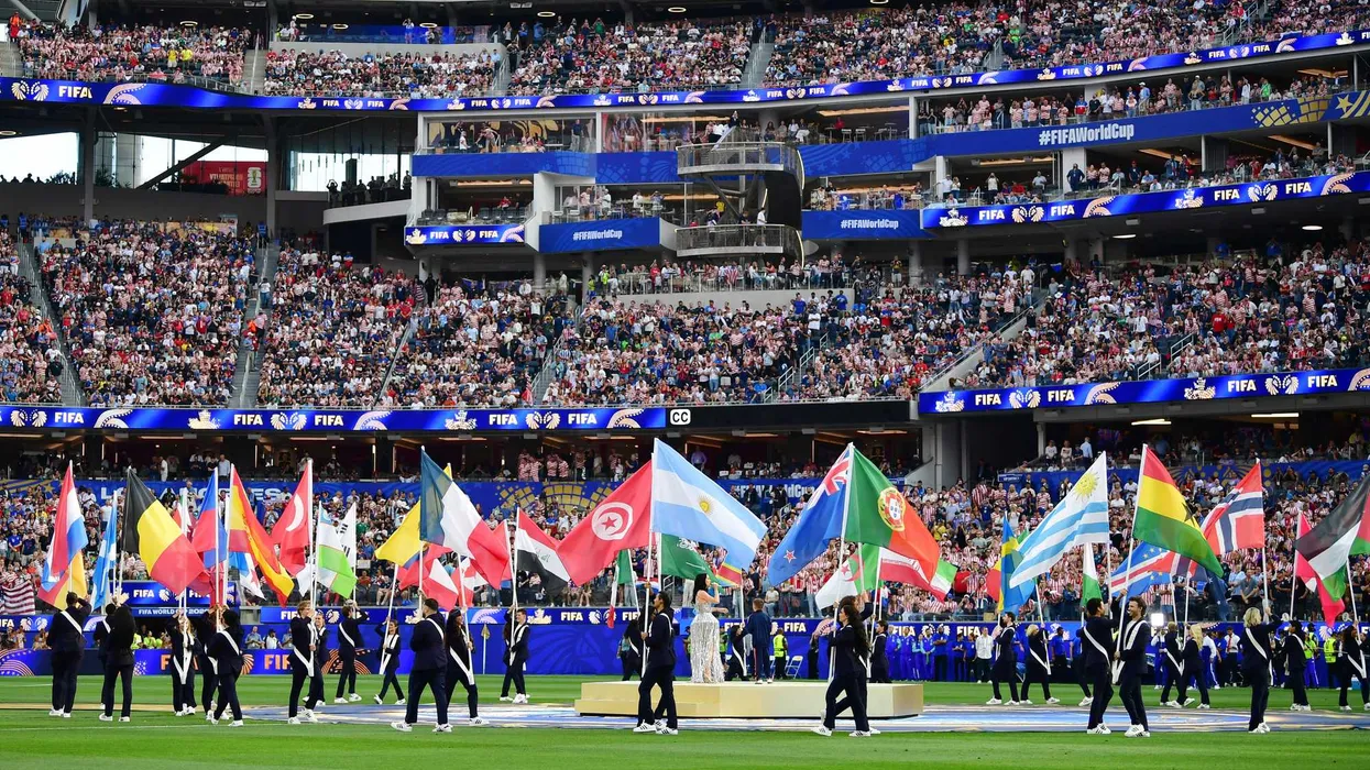 World Cup watchers loudly boo US during National Anthem