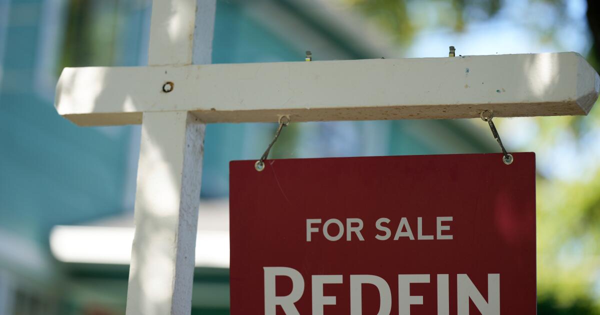 Average mortgage rate slips to 6.48%, retreating from 9-month high