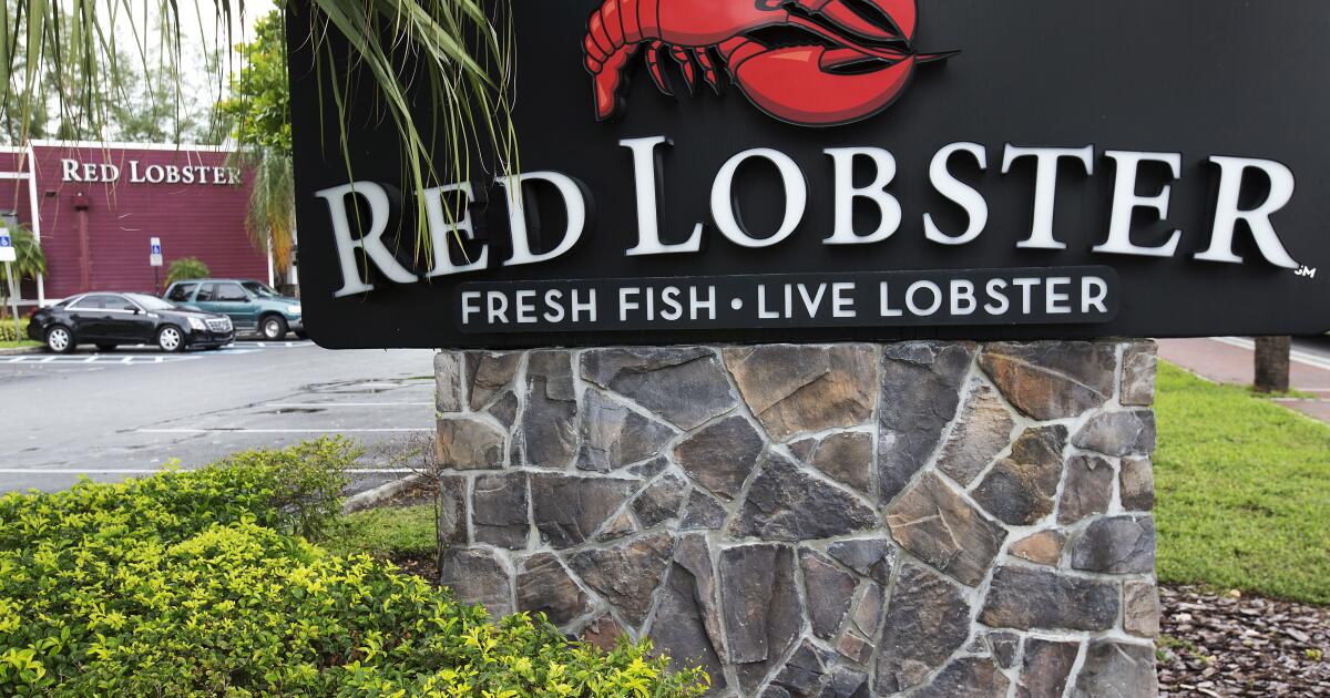 Endless shrimp deal was scheme to squeeze Red Lobster, suit says