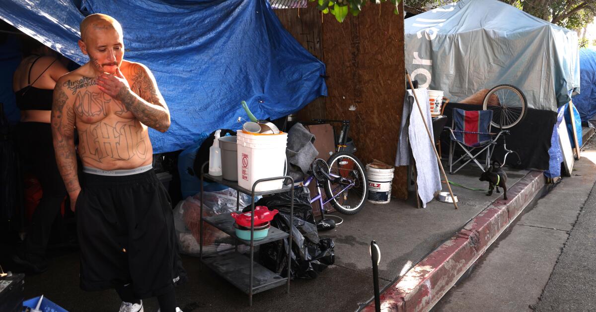 L.A. homeless agency sues Trump administration to stop cutoff of federal funds