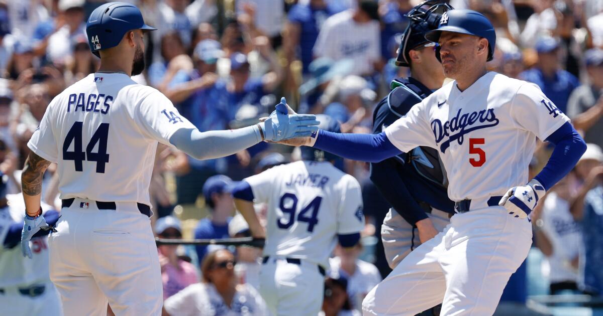 Freddie Freeman’s two-run home run helps Dodgers complete sweep of Rays