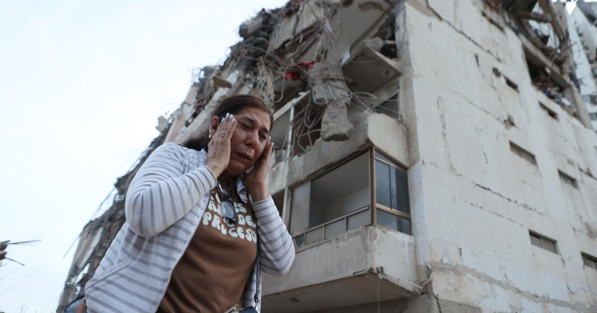 ‘Race against time’: The desperate search for Venezuelan earthquake survivors