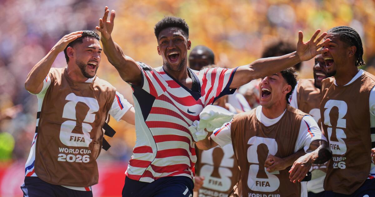 U.S. makes history in win over Australia to clinch spot in World Cup knockout stage