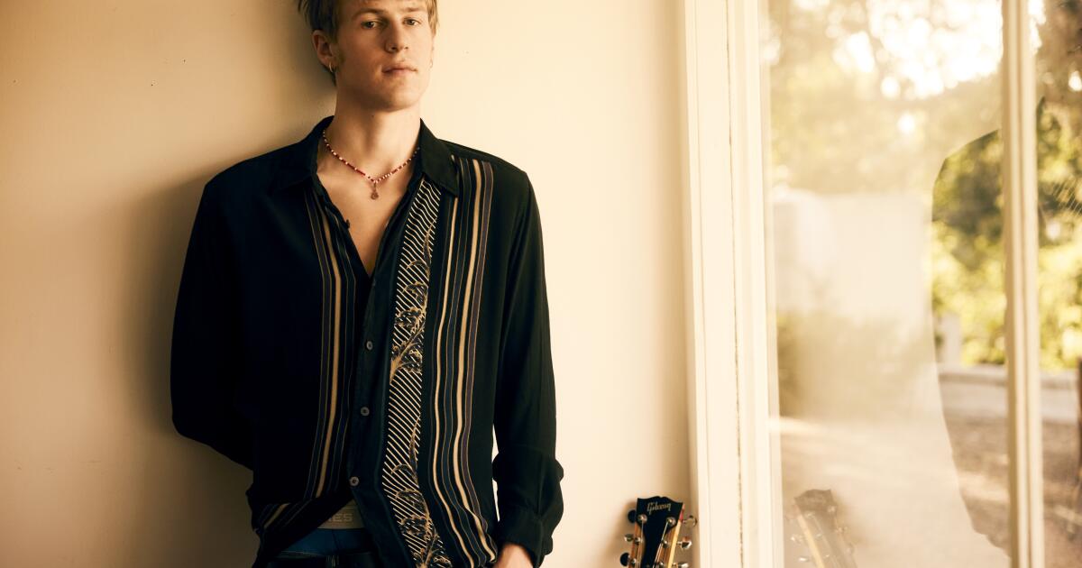 Malcolm Todd found fame on TikTok. Now he’s handling stardom in real life.