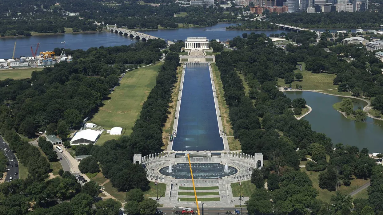 Trump’s claim fizzles as Park Service won’t back Reflecting Pool ‘gash’ in court