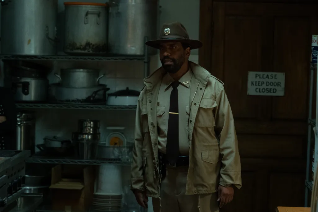 Kevin Carroll as a sheriff in Widow's Bay.