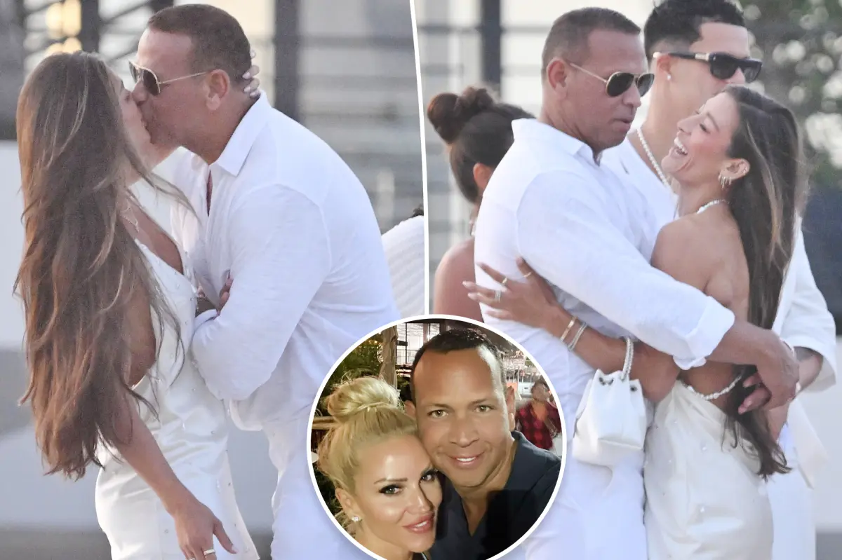 Alex Rodriguez makes out with mystery woman at star-studded party after Jaclyn Cordeiro breakup