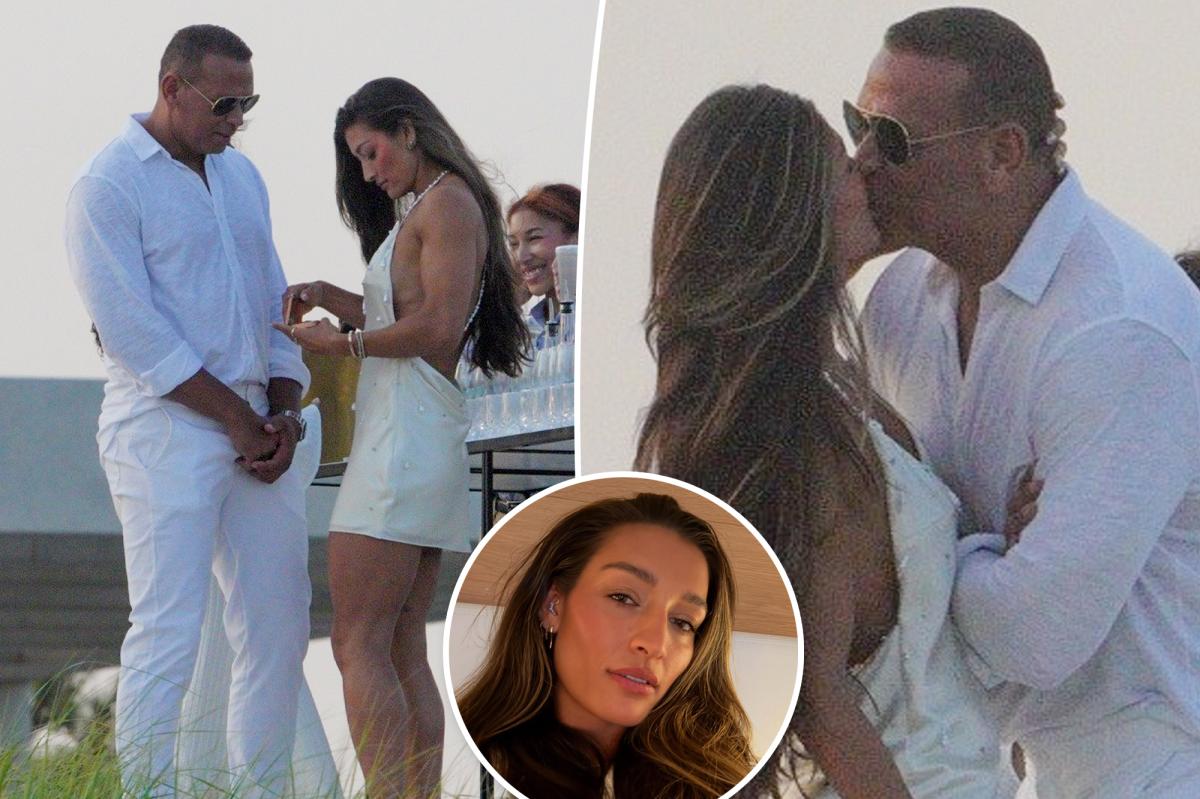 Alex Rodriguez dating fitness trainer Meghan Hayden, pair spotted in Hamptons