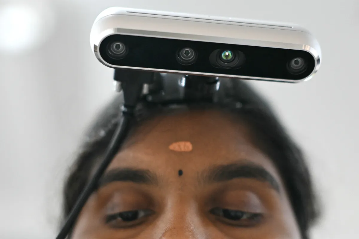 Factories Attaches Cameras to Workers, in Hopes of Replacing Them With Robots