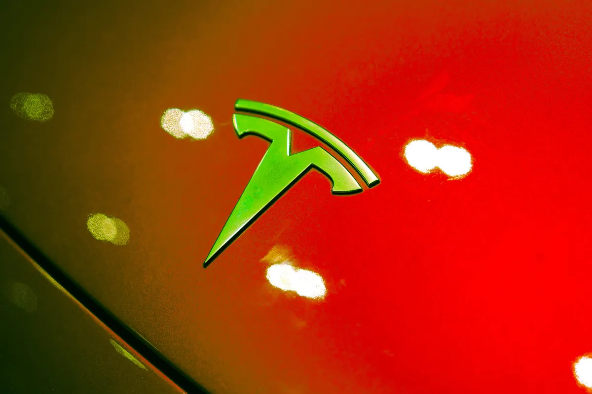 Tesla Slams Into Crowded Cafe, Killing One