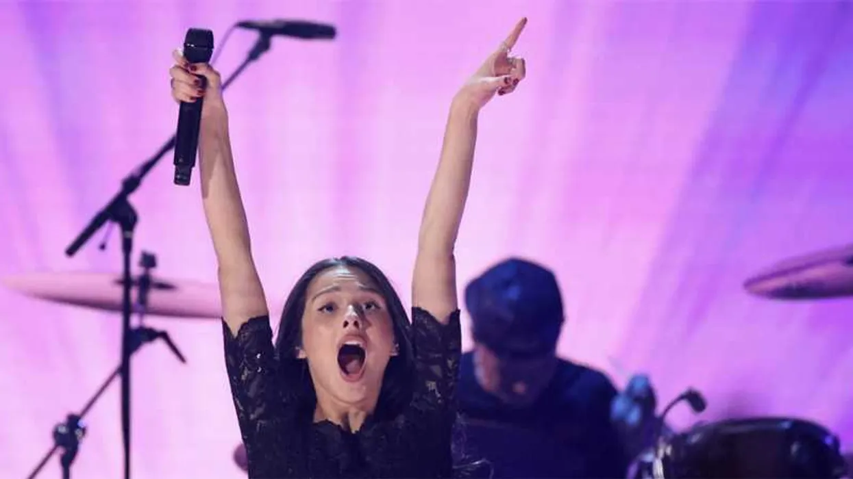 Rankled Olivia Rodrigo sics fan base on Trump