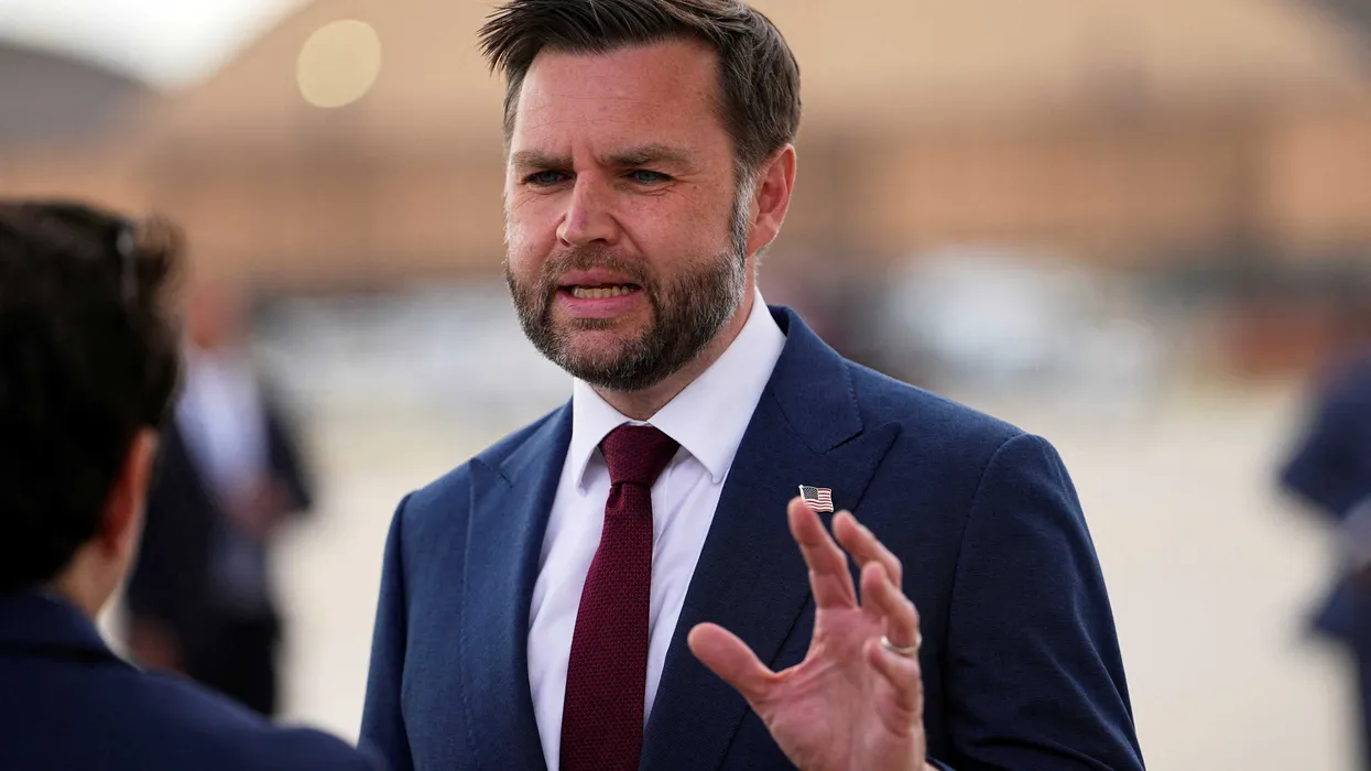 JD Vance walloped on Fox Business as analyst groans he ‘does not understand’ economics