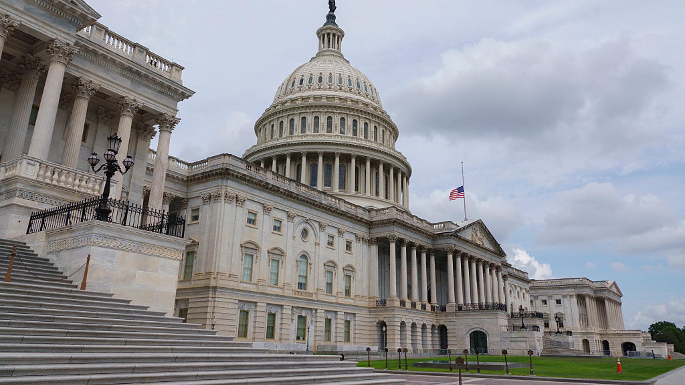 House Passes Bill to Make Daylight Saving Time Permanent