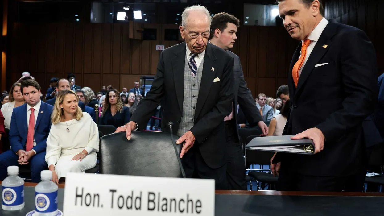 Fumbling 92-year-old Republican struggles through remarks at ‘Mr. Branch’ hearing