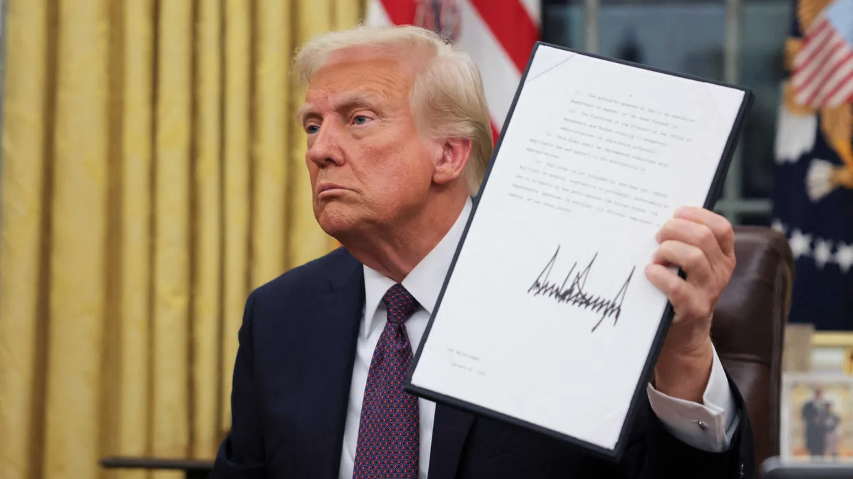 Trump pardons megadonor ‘fraudster’ who cut ‘massive’ campaign check: report