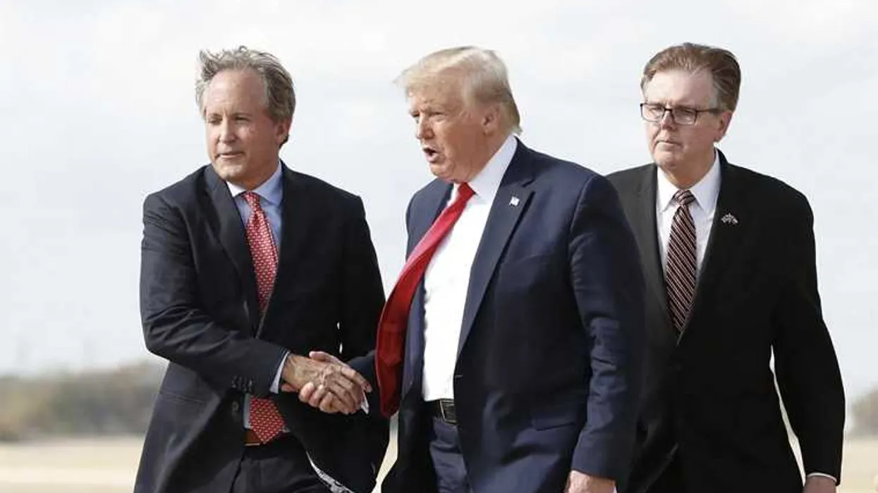 Republicans trapped in ‘high-stakes game of chicken’ as candidate’s campaign spirals