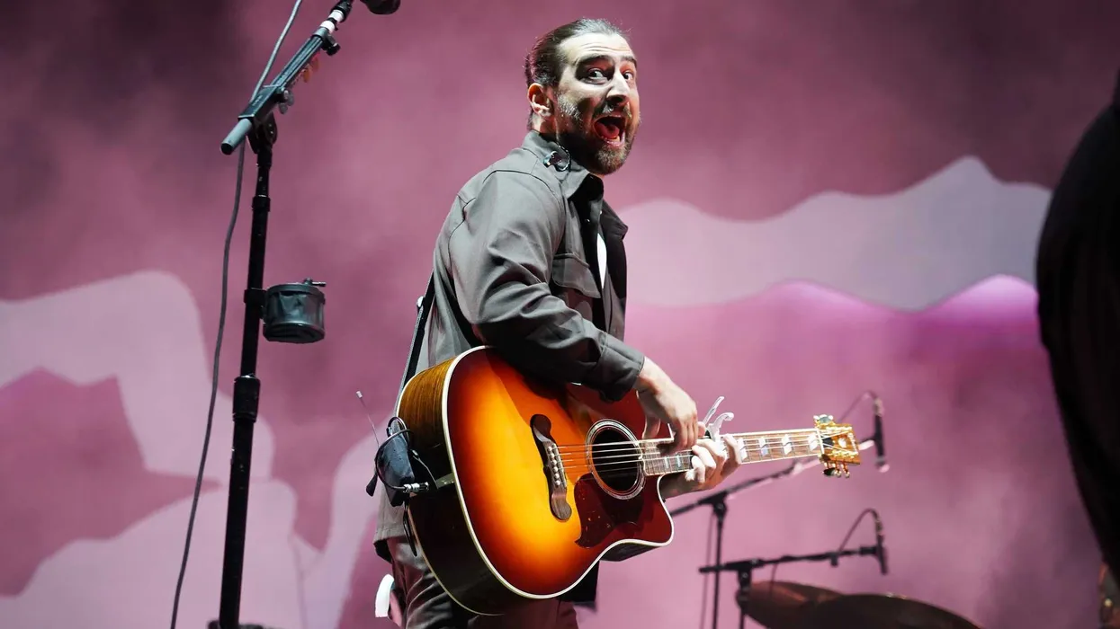 Singer Noah Kahan becomes latest to go to war with Donald Trump