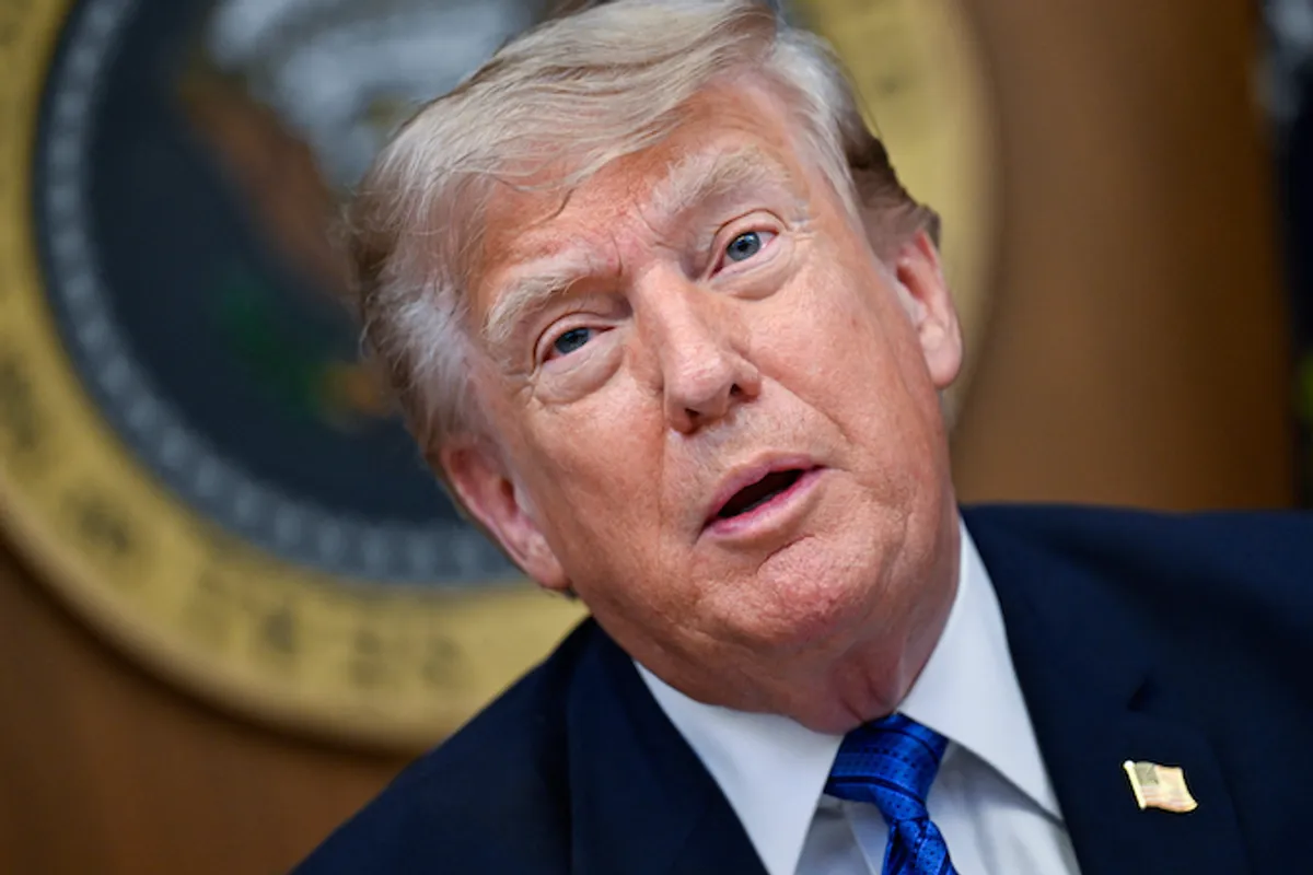 Trump mocked as ‘biggest crybaby in history’ after Cabinet meeting whine