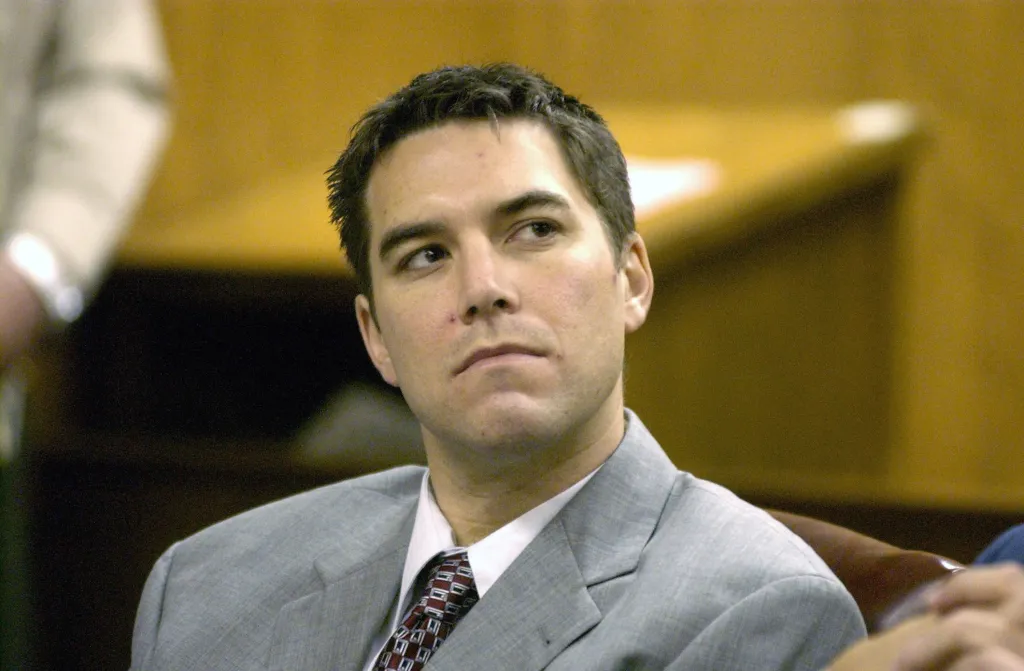 Scott Peterson listening during a court hearing.