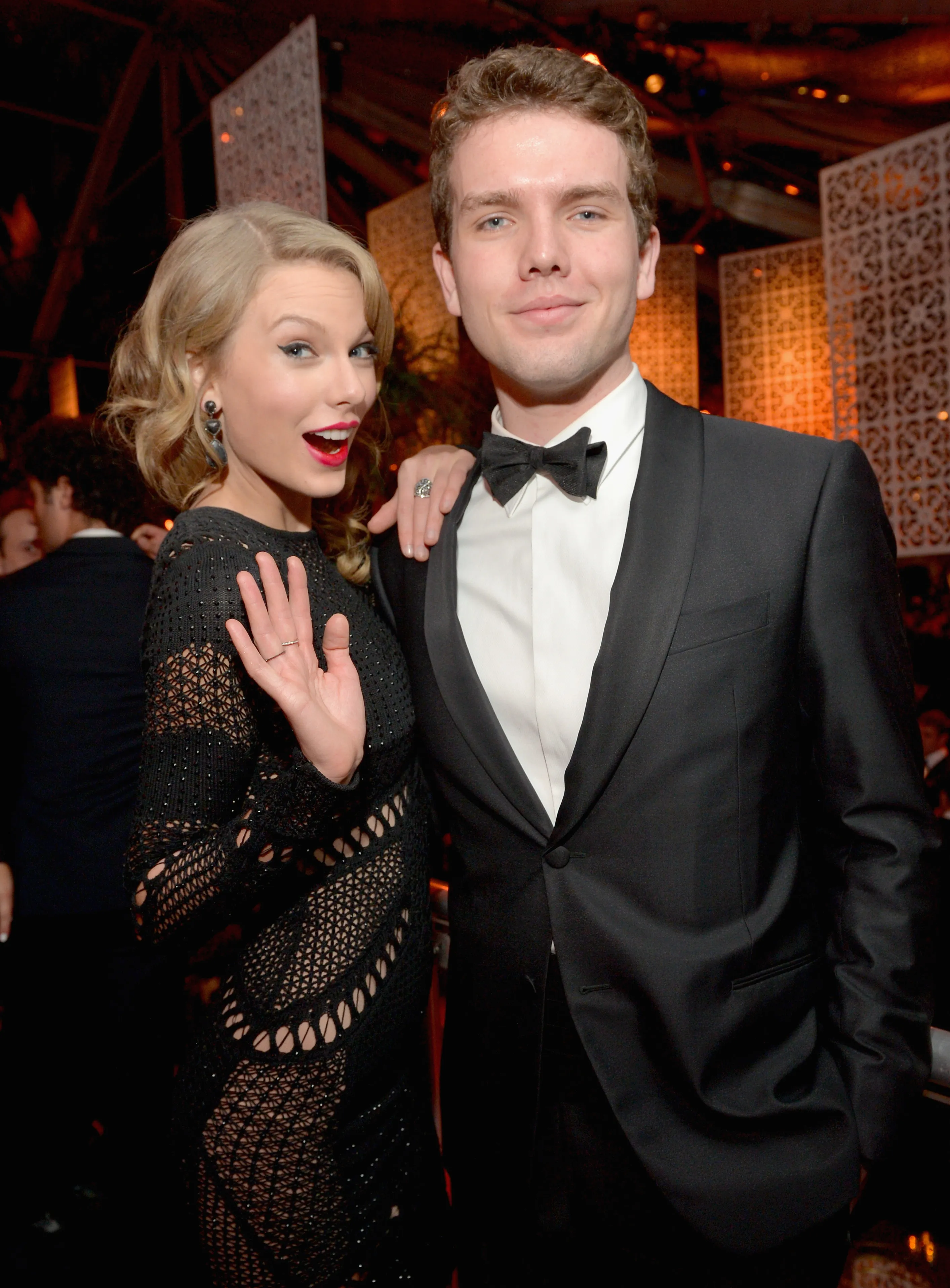 Taylor Swift with her brother Austin Swift at the 2014 Golden Globes after-party.
