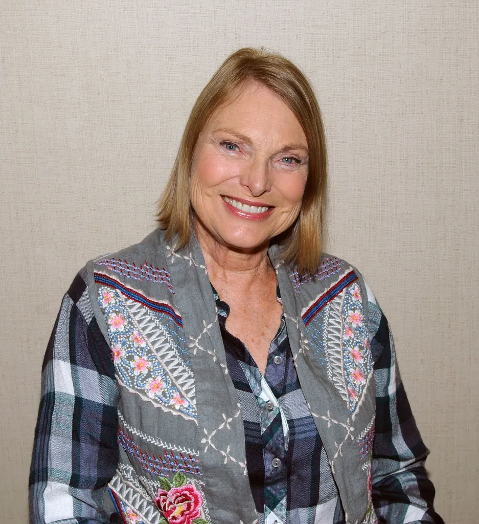 Jeramie Rain smiling at the 2016 Chiller Theatre Expo.
