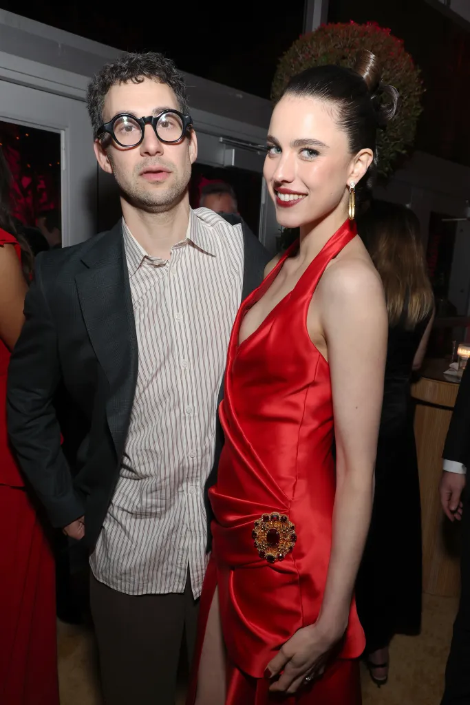Jack Antonoff and Margaret Qualley at the 2025 Vanity Fair Oscar Party.