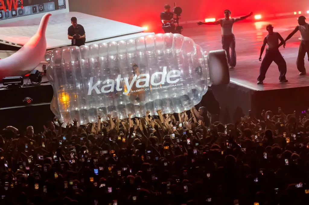 Katy Perry performing inside a giant inflatable "Katyade" bottle at Paleo Festival.