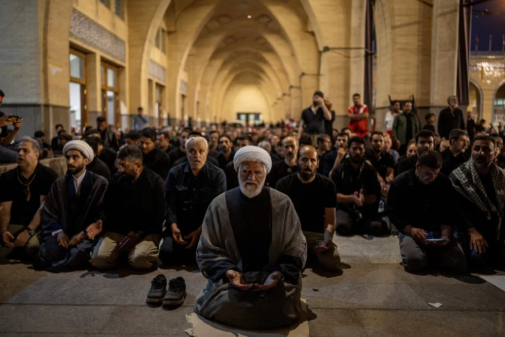 Mourners attending the farewell ceremony for late Supreme Leader Ayatollah Ali Khamenei.