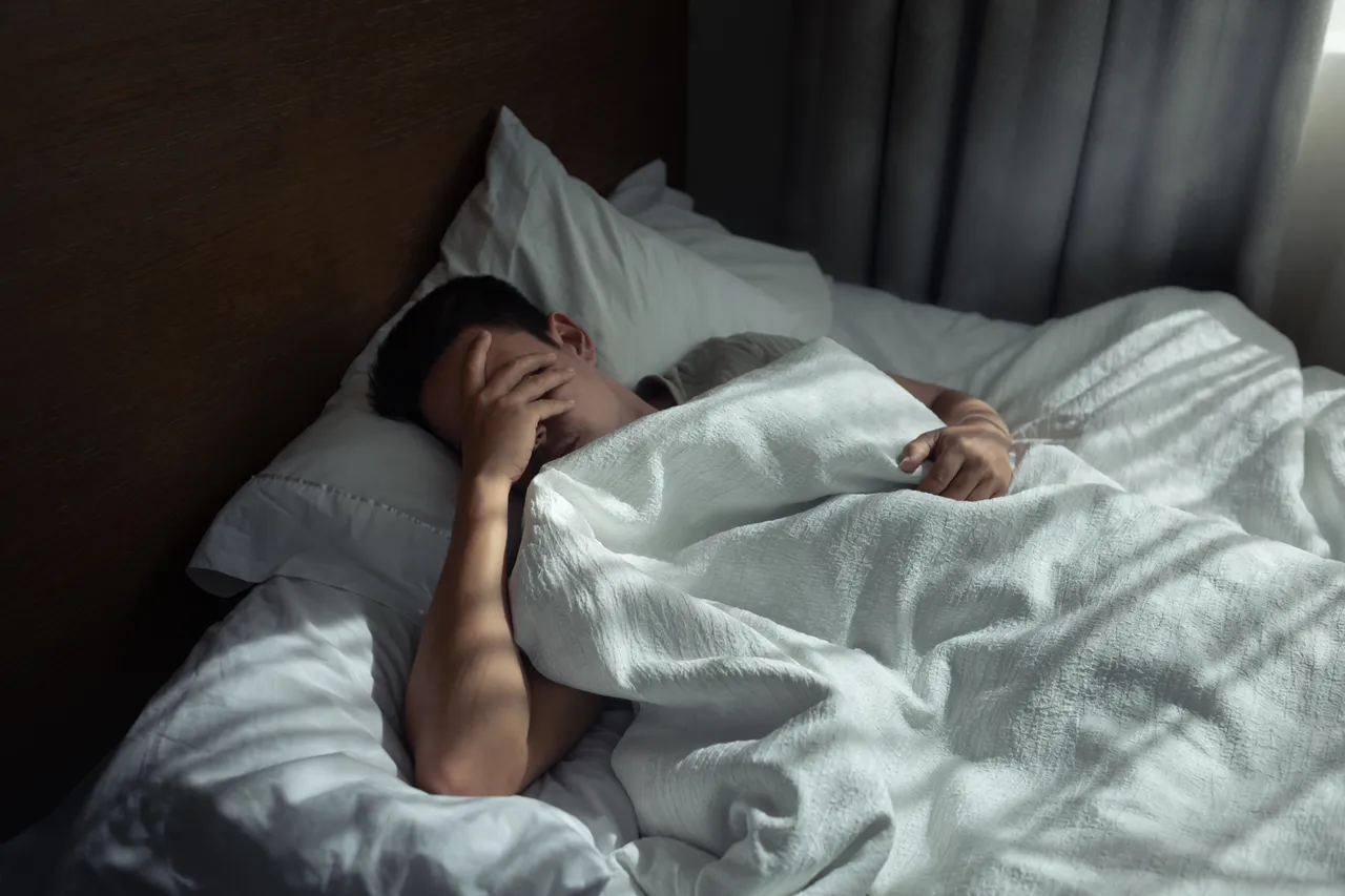 Even Mild Sleep Deprivation May Lead to Weight Gain