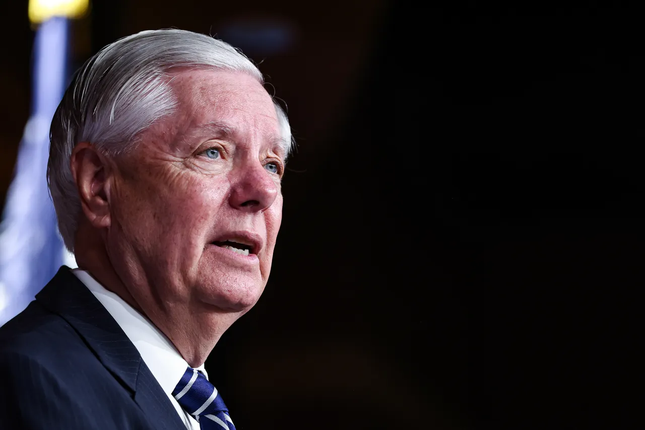 There Are Endless Conspiracy Theories About Lindsey Graham’s Death