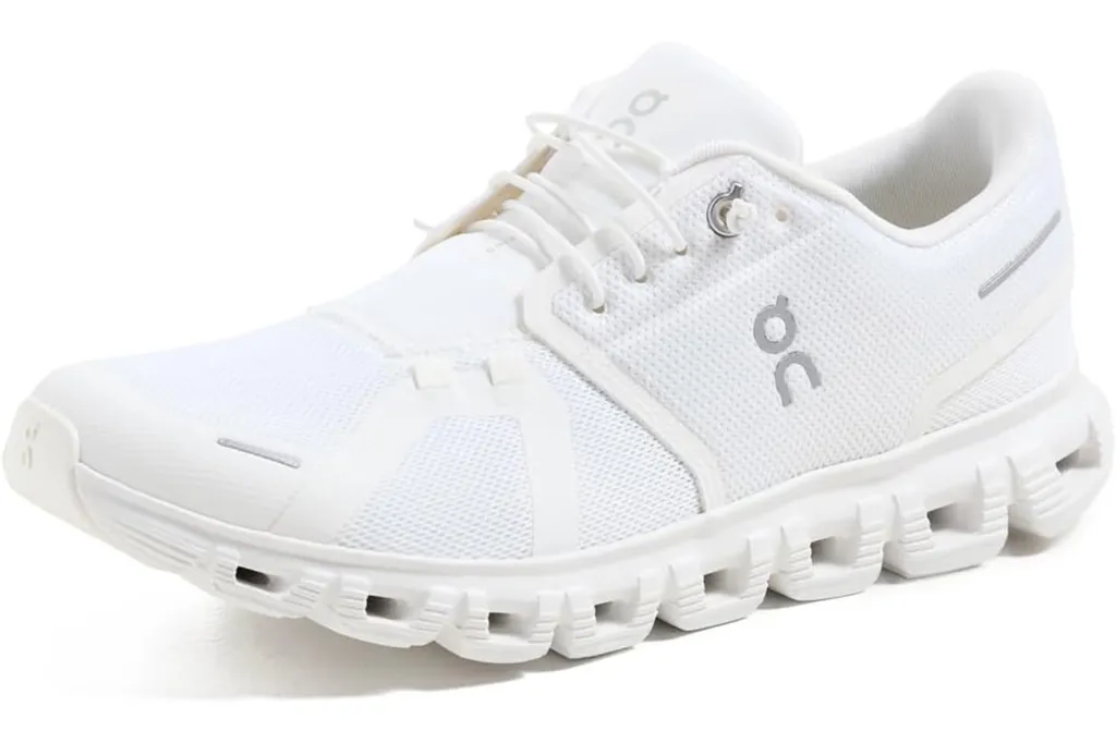 On Womens Cloud 6