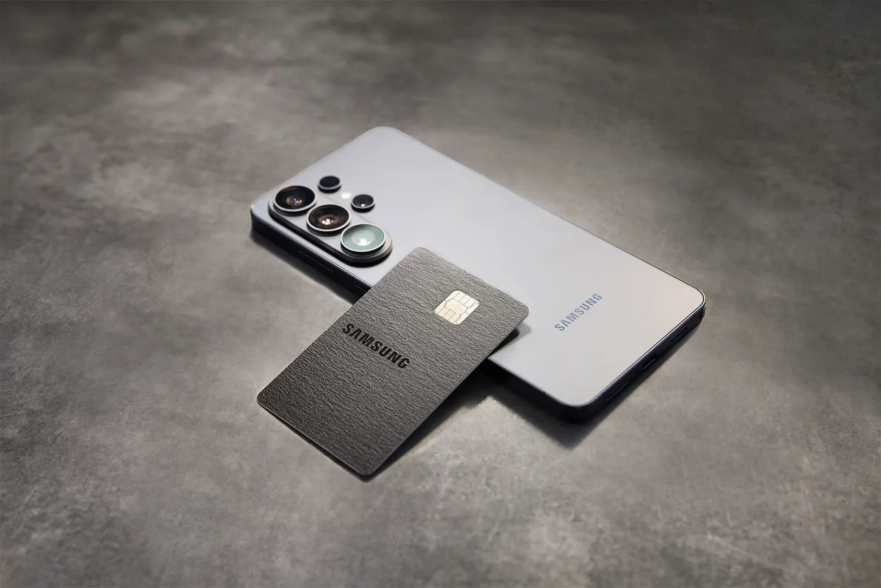 The Galaxy Card Is Samsung’s Answer to the Apple Card