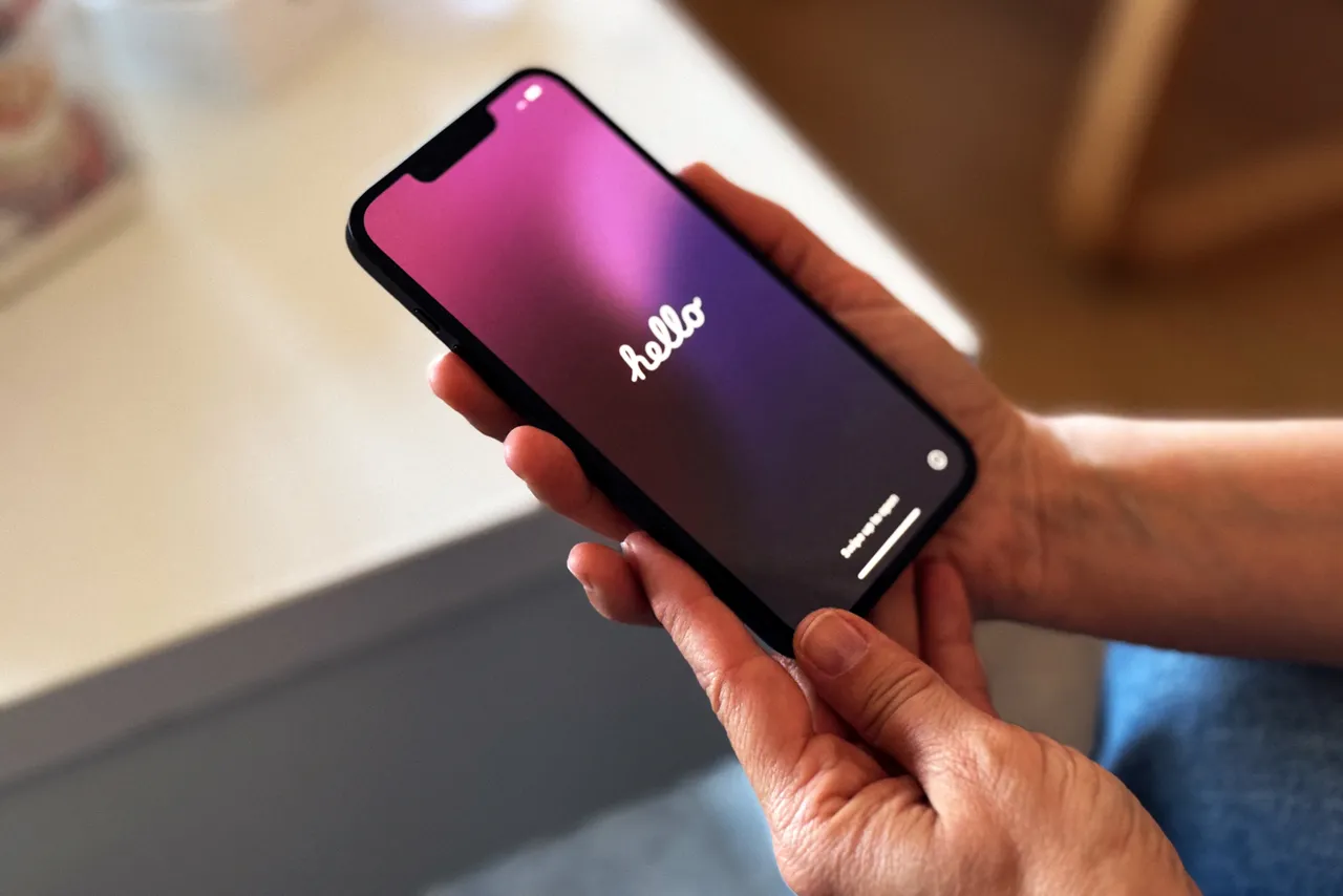 No, You Probably Shouldn’t Lease Your iPhone