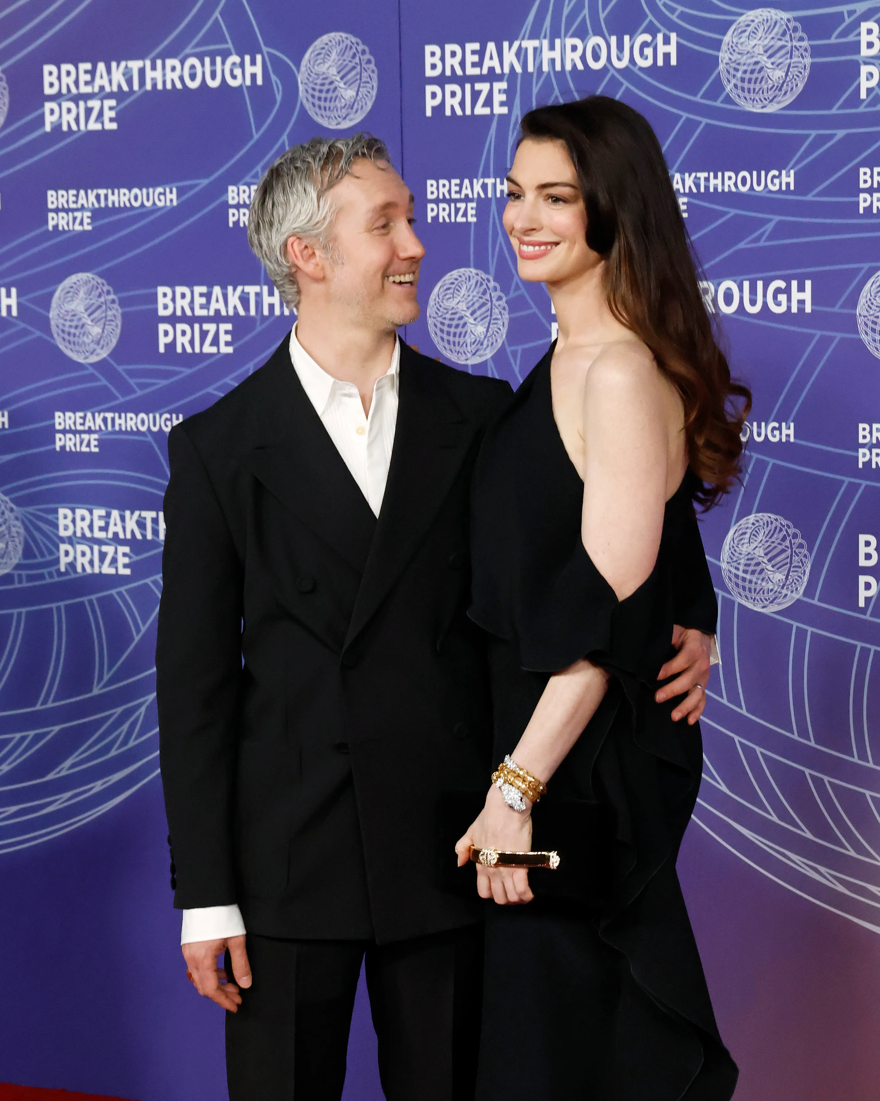 Adam Shulman and Anne Hathaway at the 12th Breakthrough Prize Ceremony.