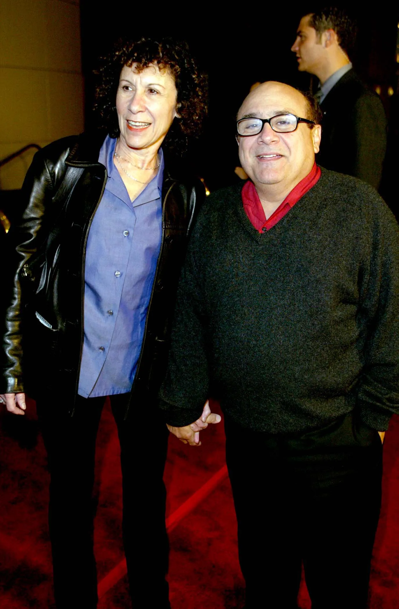 Rhea Perlman and Danny Devito.